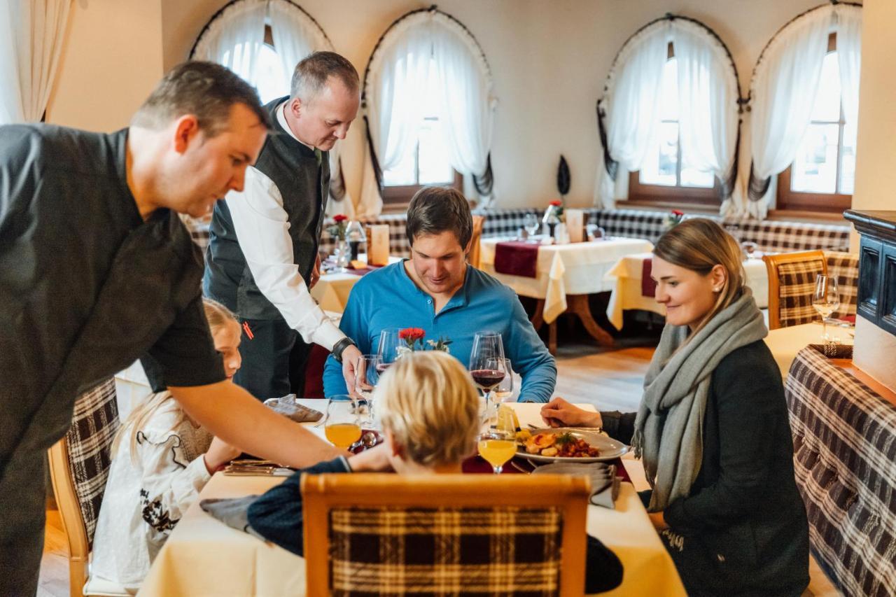 Hotel Mittagskogel Pitztal 장크트 리온하드 임 피츠탈 외부 사진
