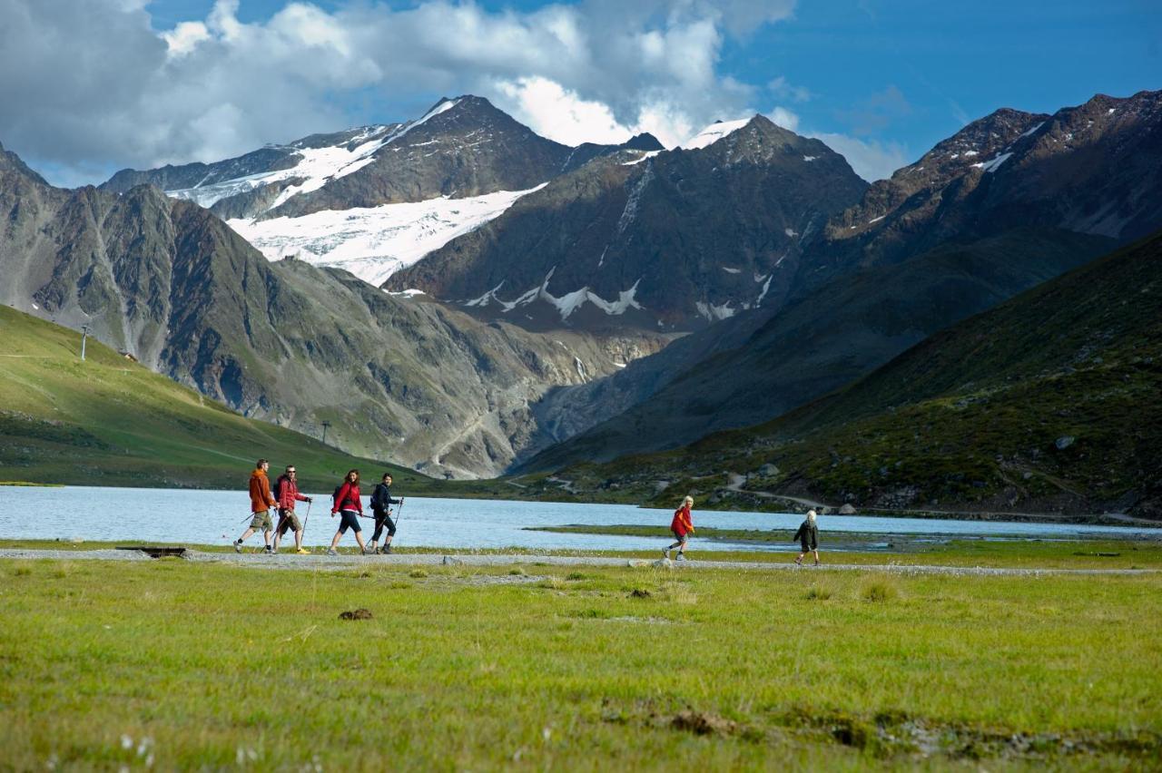 Hotel Mittagskogel Pitztal 장크트 리온하드 임 피츠탈 외부 사진