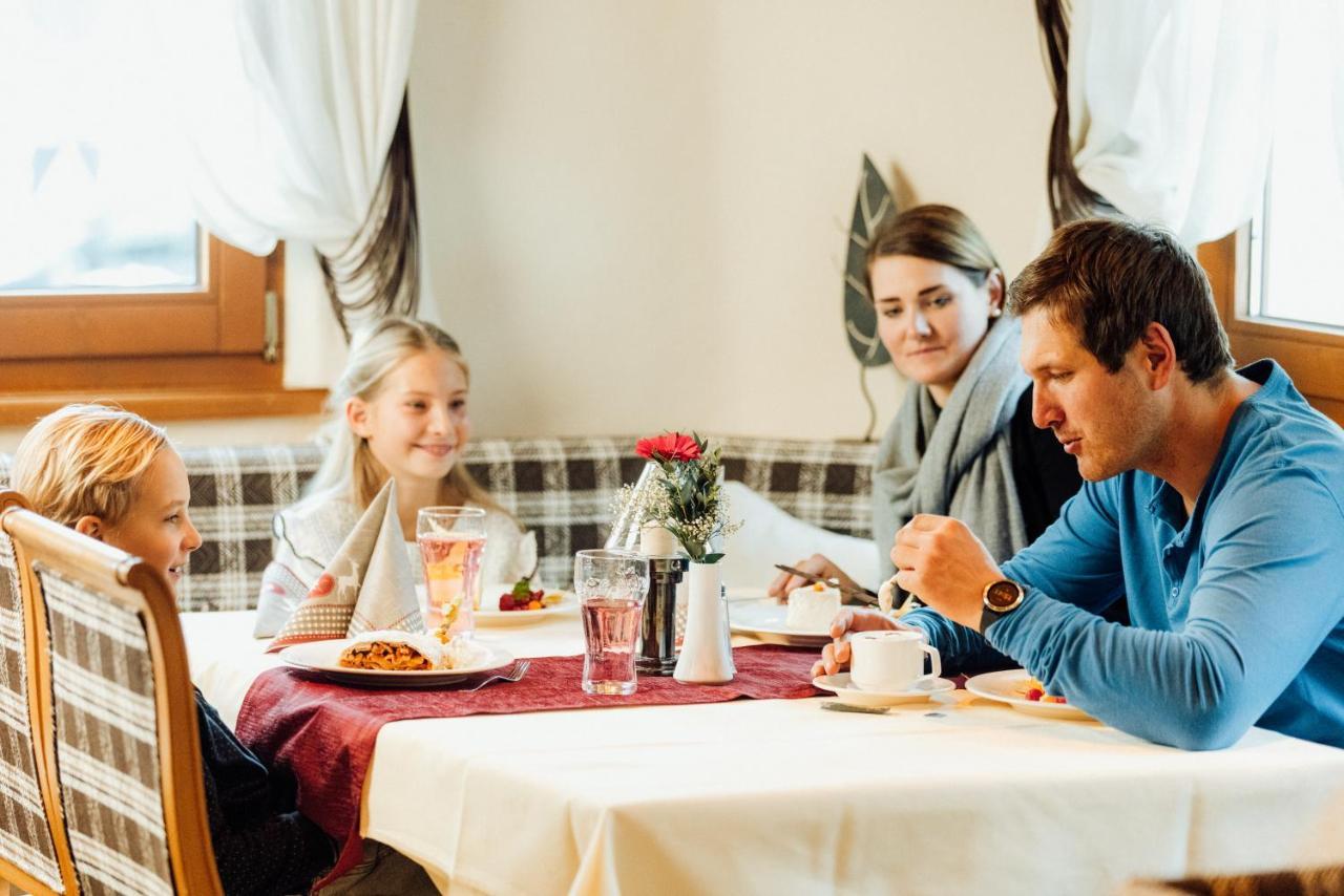 Hotel Mittagskogel Pitztal 장크트 리온하드 임 피츠탈 외부 사진