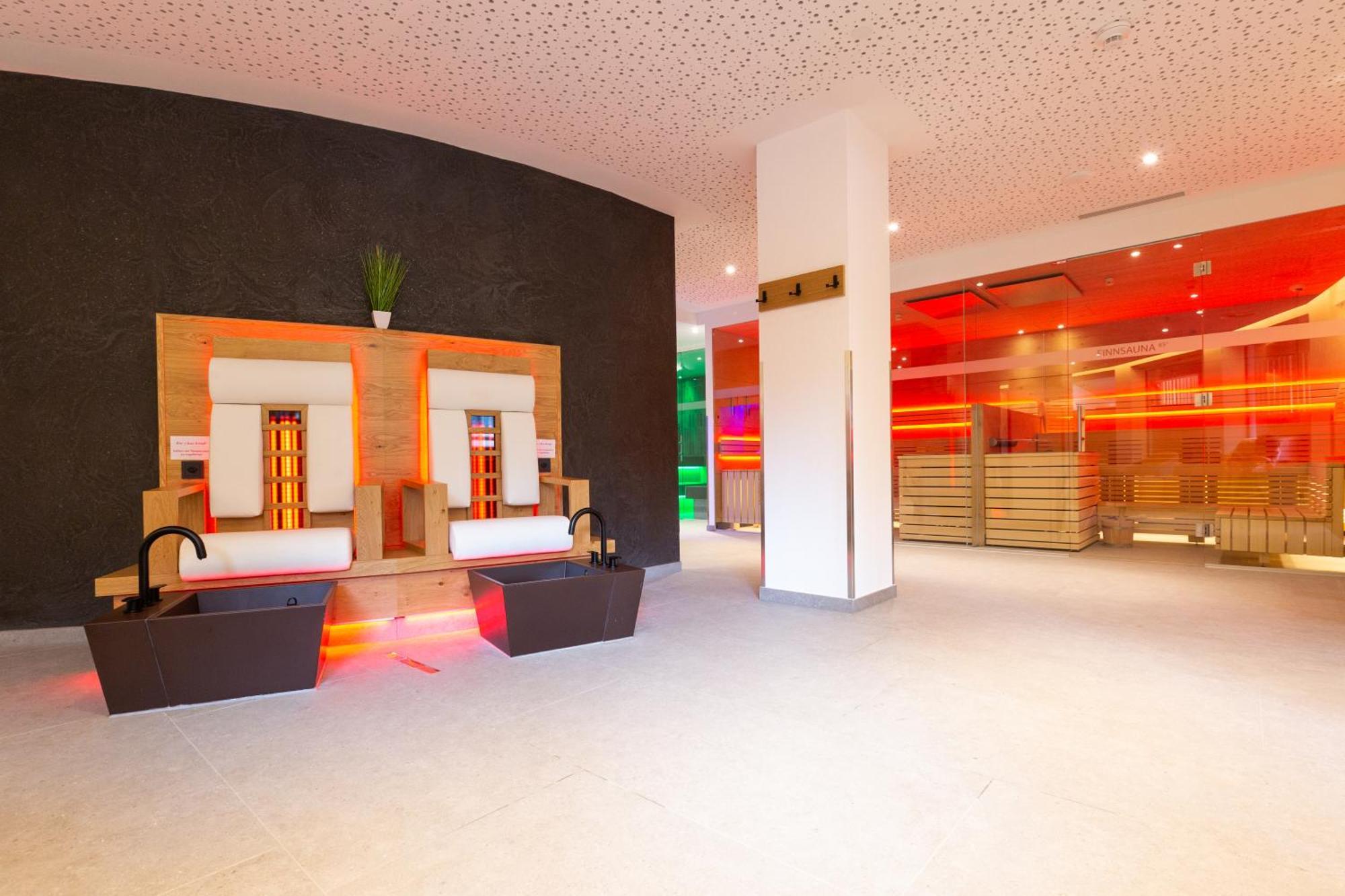 Hotel Mittagskogel Pitztal 장크트 리온하드 임 피츠탈 외부 사진