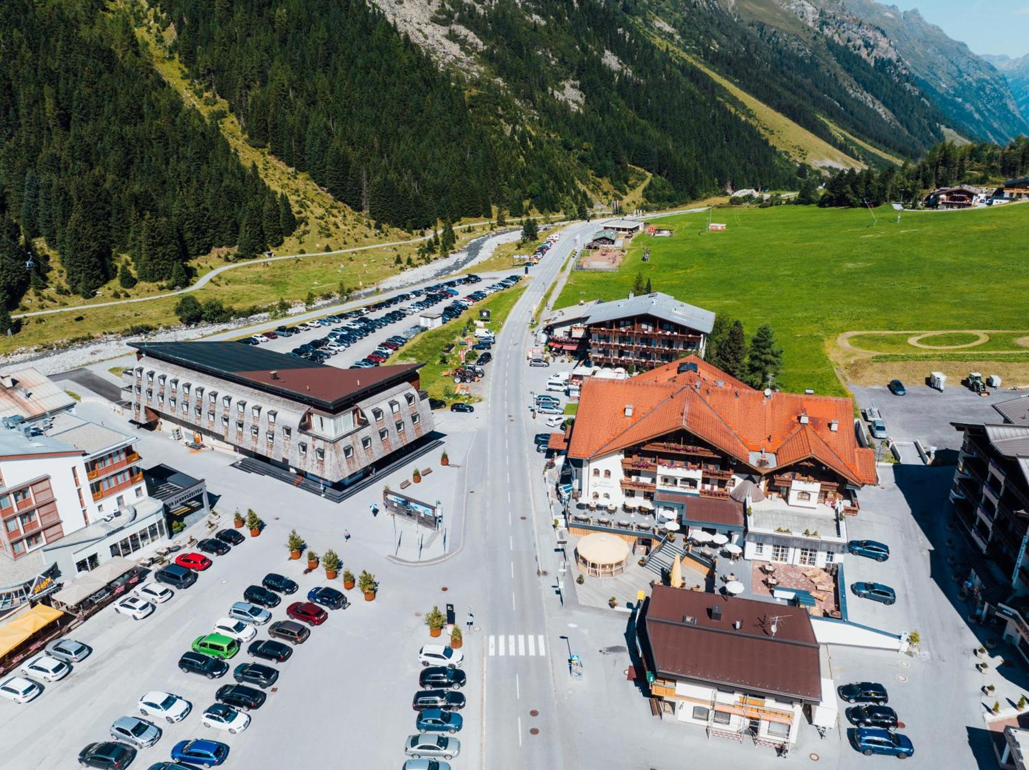Hotel Mittagskogel Pitztal 장크트 리온하드 임 피츠탈 외부 사진
