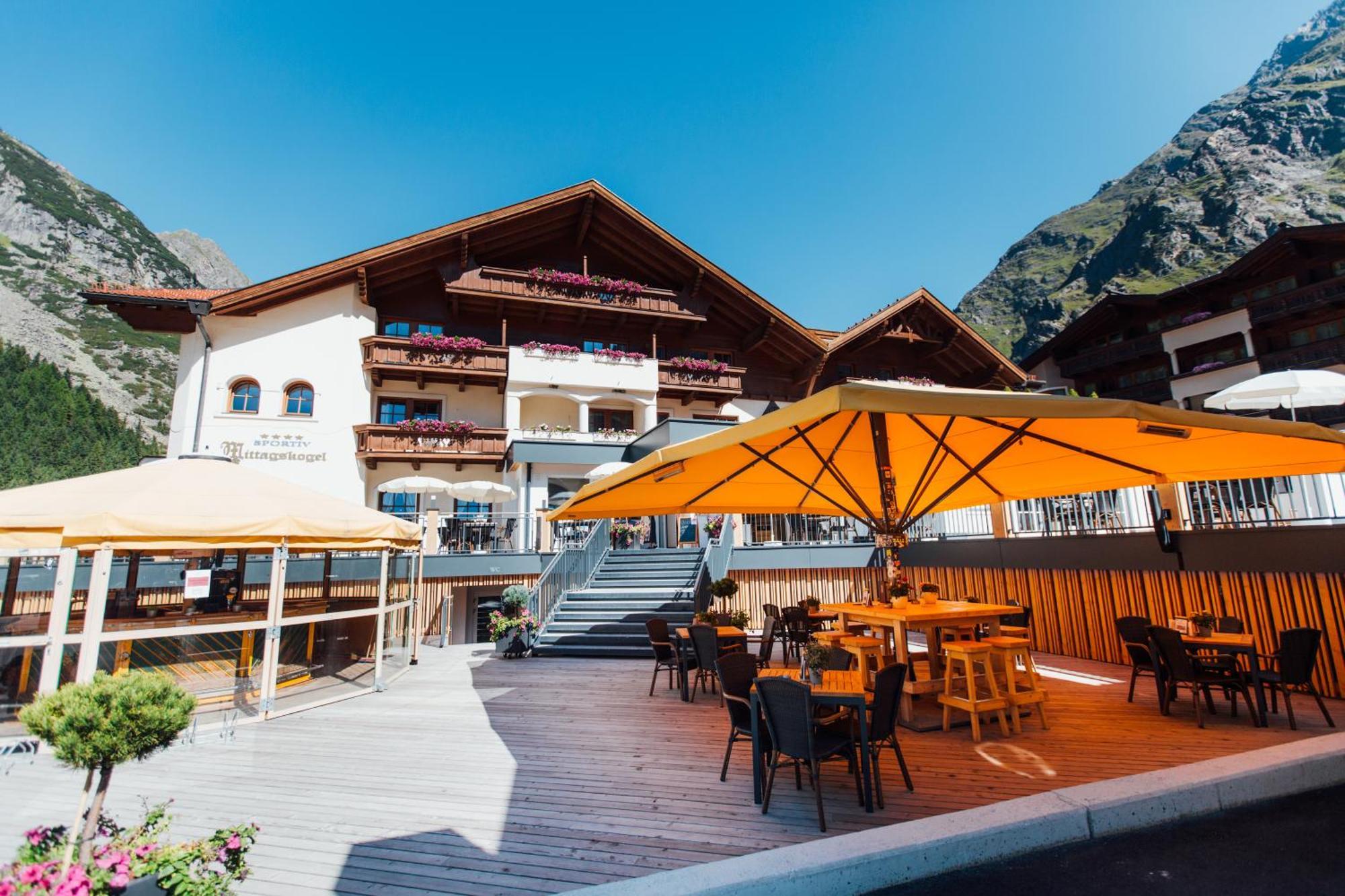 Hotel Mittagskogel Pitztal 장크트 리온하드 임 피츠탈 외부 사진