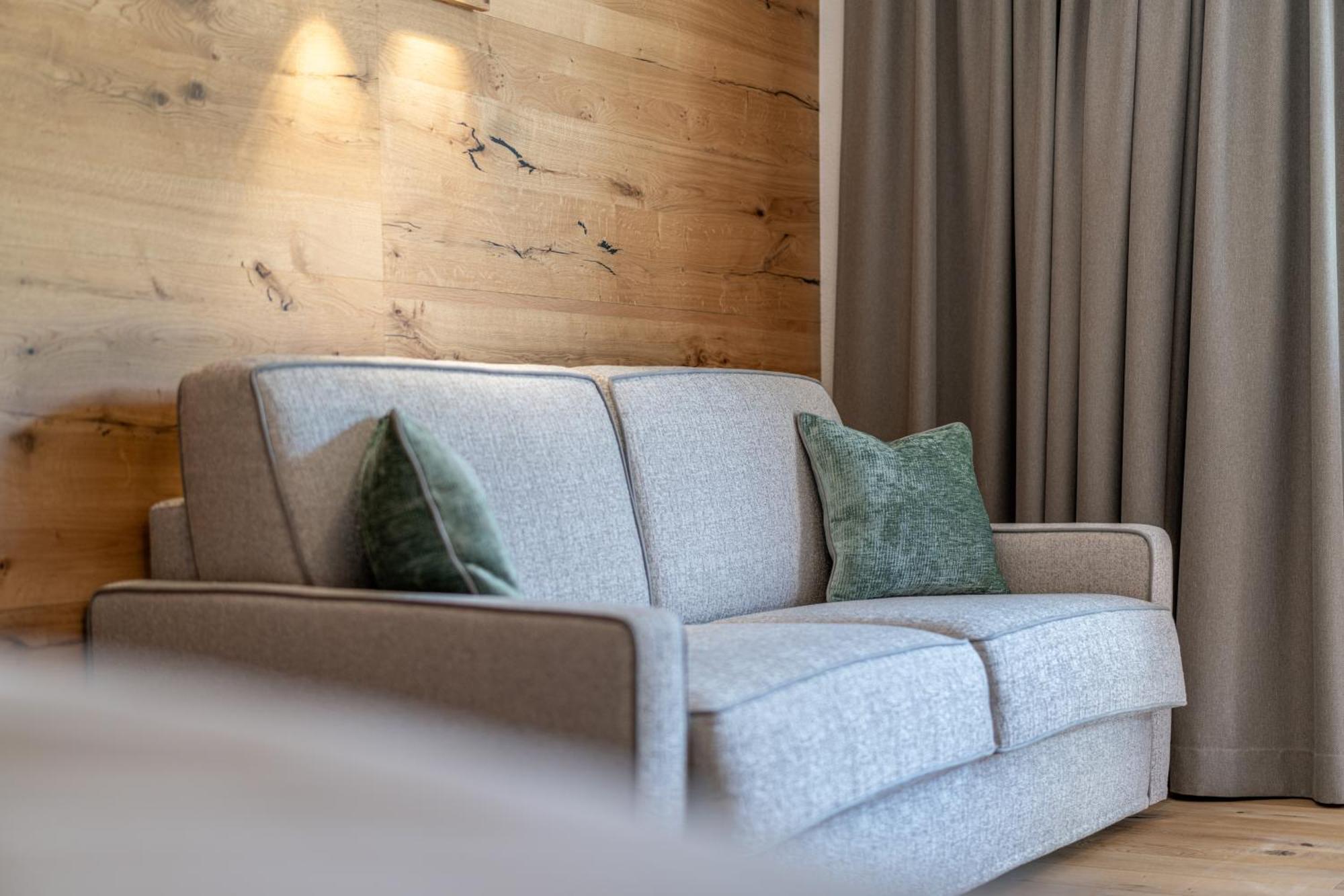 Hotel Mittagskogel Pitztal 장크트 리온하드 임 피츠탈 외부 사진